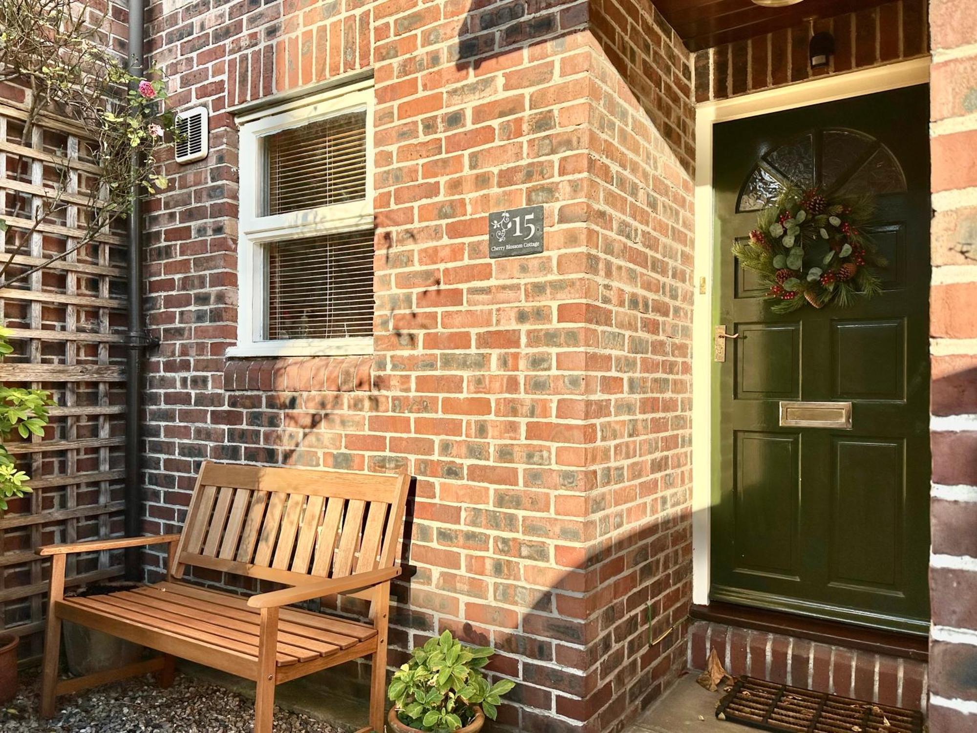 Cherry Blossom Cottage York Exteriér fotografie